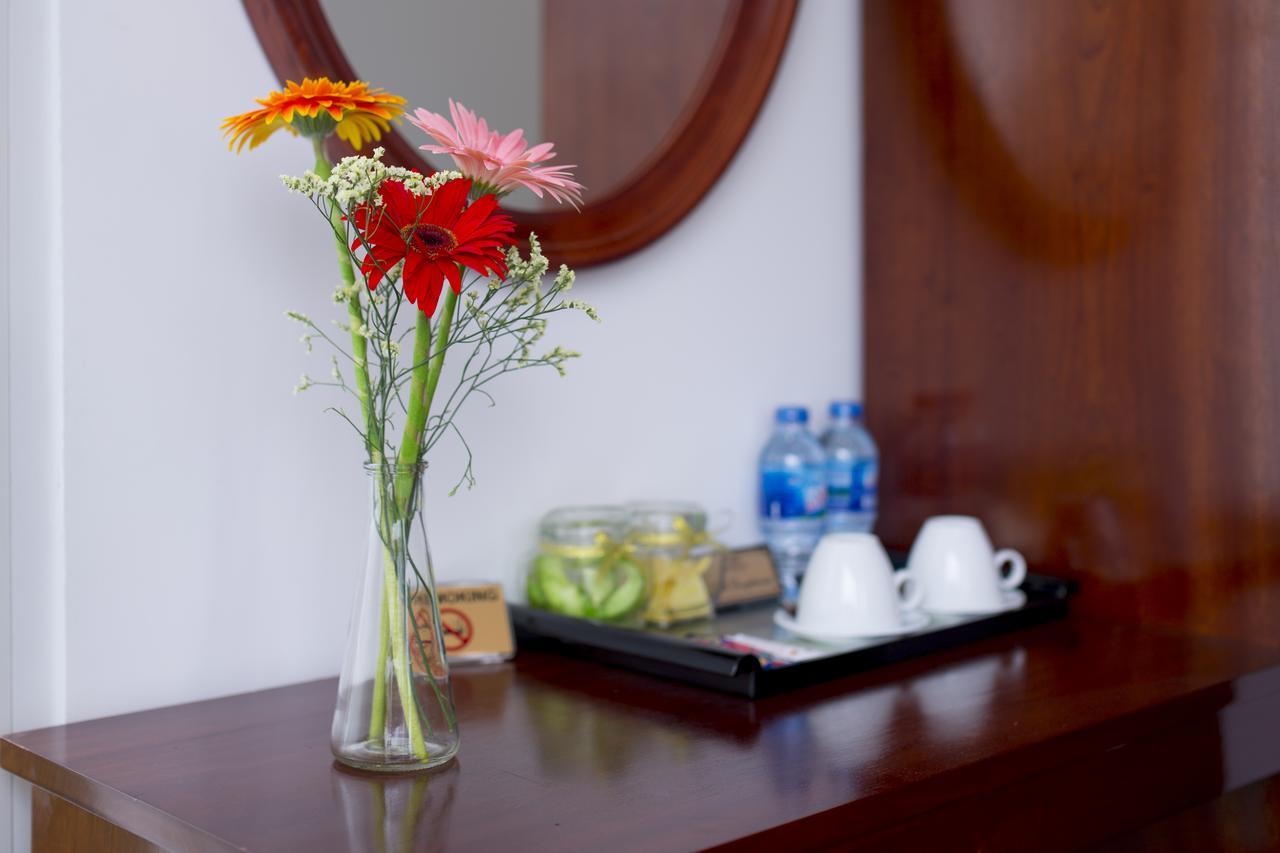 แอนทีก แองเจล โฮเต็ล Hotel ฮานอย ภายนอก รูปภาพ